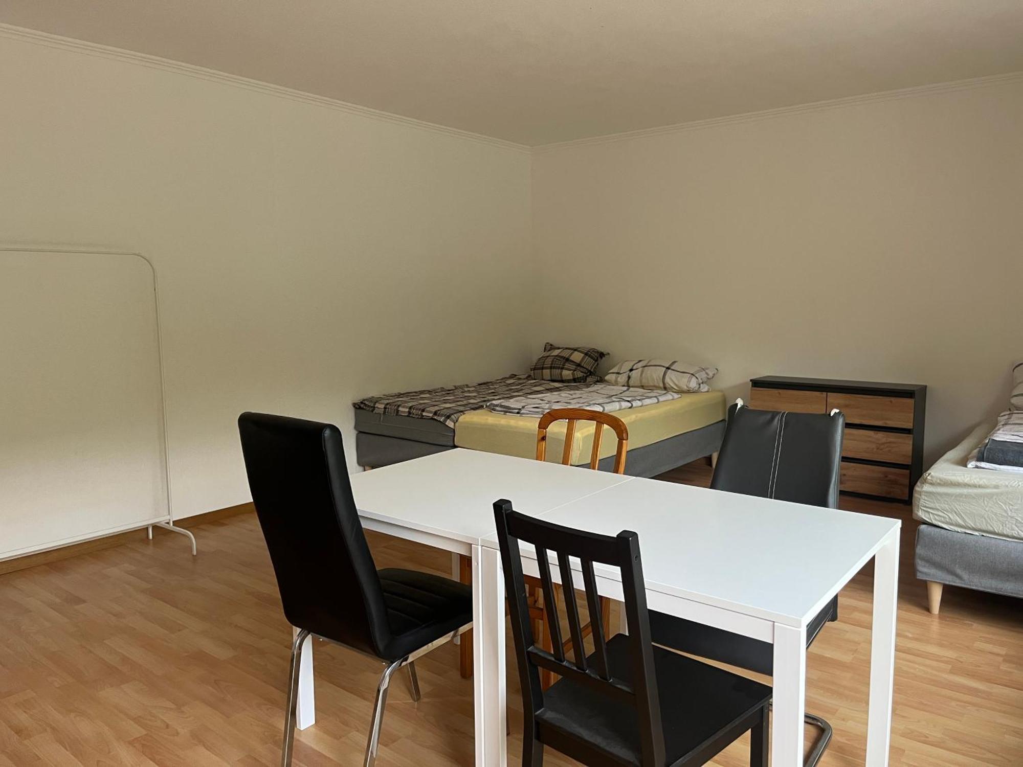 Monteurzimmer In Durlach! By Simplex Villa Karlsruhe Eksteriør bilde